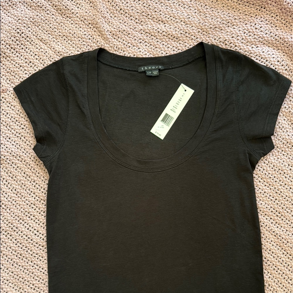 Theory Black Short Sleeve Tee